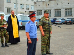 Торжественное построение перед отправкой.