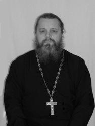 Протоиерей Геннадий Ромашов.