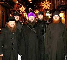 По милости Божией, группа священников нашей епархии во главе с епископом Йошкар-Олинским и Марийским Иоанном сподобилась совершить паломническое путешествие в южноитальянский город Бари к мощам великого чудотворца Православной Церкви – Святителя Николая