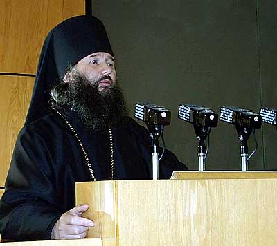 С приветственным словом к участникам Чтений обратился епископ Йошкар-Олинский и Марийский Иоанн