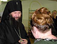 Архиепископ Йошкар-Олинский и Марийский Иоанн посетил Йошкар-Олинский Дом ребенка. Сейчас в этом учреждении находятся 102 ребенка в возрасте от 1 месяца до 3 лет, большинство из которых брошены собственными родителями