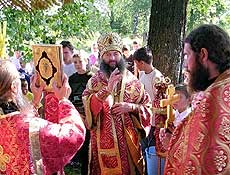 2 августа, в день престольного праздника храма Пророка Божия Илии поселка Килемары, здесь состоялось торжественное архиерейское богослужение. Высокопреосвященнейшим Иоанном, архиепископом Йошкар-Олинским и Марийским, была совершена Божественная литургия и крестный ход.