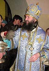 Высокопреосвященнейший Иоанн, архиепископ Йошкар-Олинский и Марийский, совершил литургию Преждеосвященных Даров в храме поселка Медведево