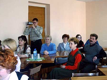 В соответствии с данным соглашением Союз потребительских обществ Республики Марий Эл взял на себя обязательство проводить разъяснительную работу о социальной миссии, значении и роли духовной жизни путем проведения бесед, лекций, собраний и через местные СМИ. Будет уделено внимание оказанию материальной помощи малообеспеченным пайщикам за счет продажи товаров со скидкой и оказания услуг на льготных условиях, а также повышению образовательного и культурного уровня сельского населения через Марийский кооперативный техникум